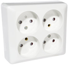 Stikkontakt 4-veis u/jord vegg - Elko 